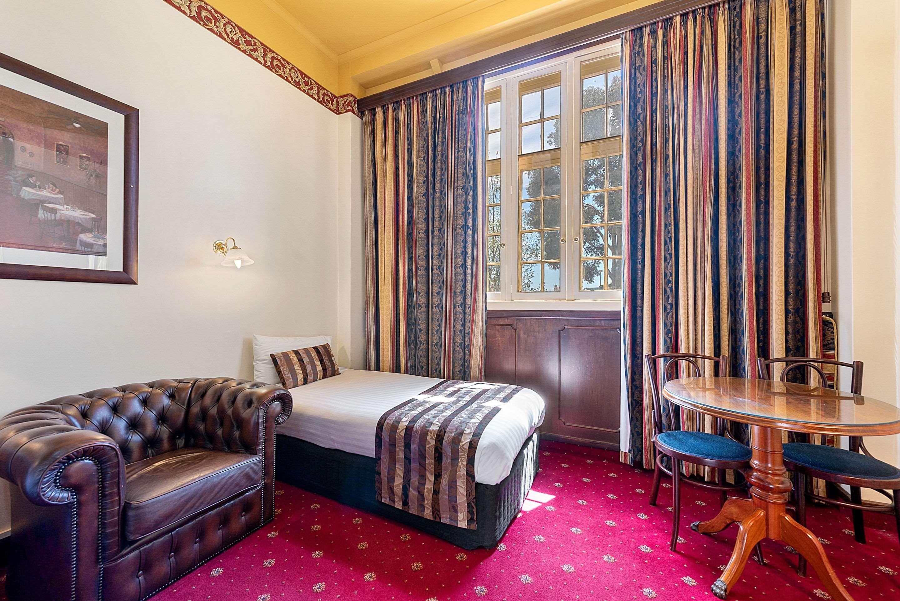 Quality Colonial 4* Launceston