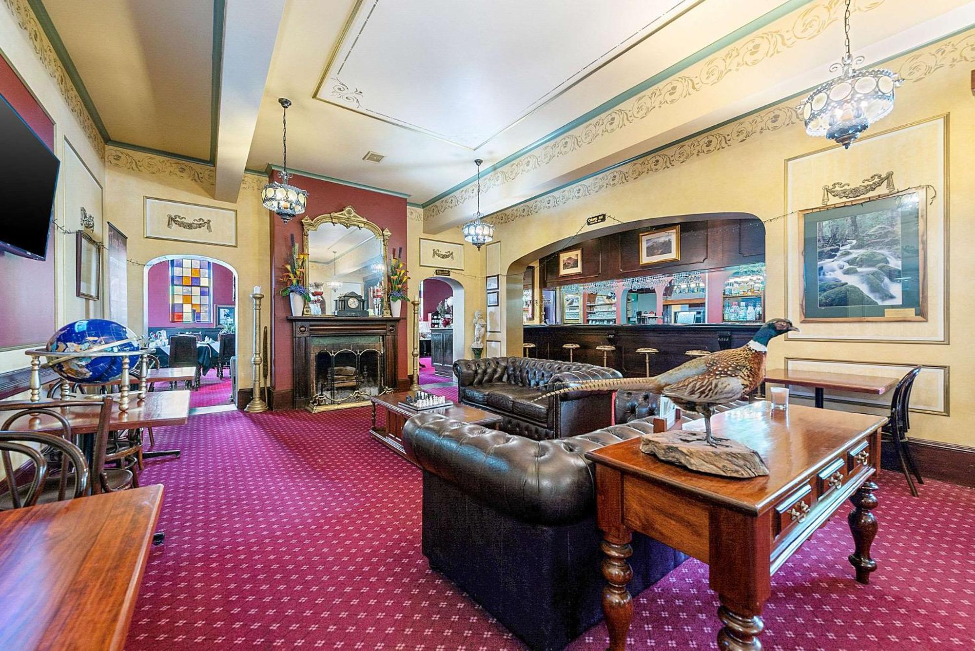 Quality Colonial Hotel